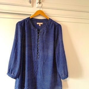 Beautifully soft Banana Republic Blouse